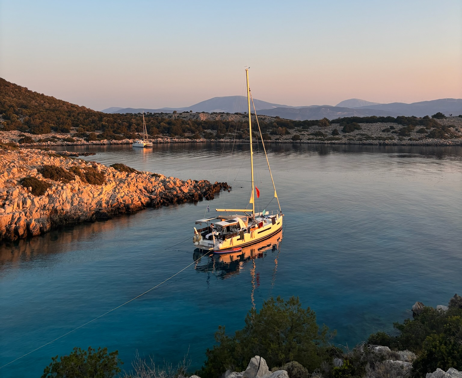 S/Y Aruba am Steg in Alimos Marina